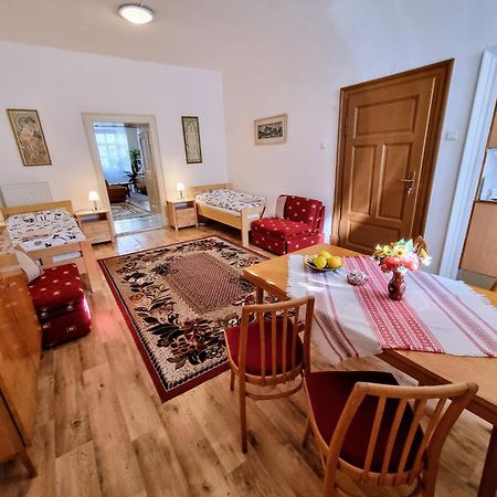 Apartment In A Historical House In The Center Of Levoča Екстериор снимка